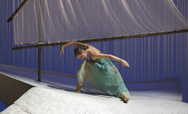 Dance and Theatre Photographer in London and Hampshire