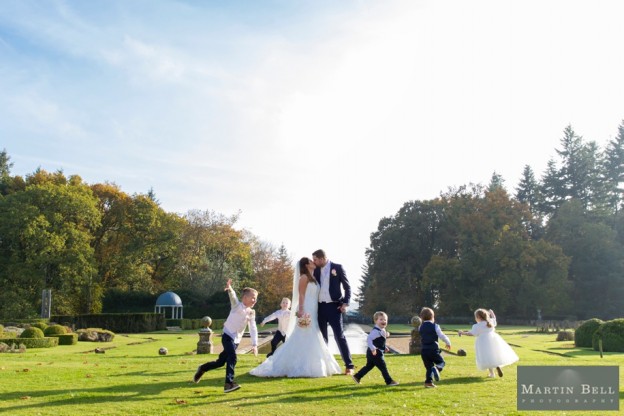 Wedding photographer Hampshire - Fun kids group photograph ideas - Rhinefield House wedding - Martin Bell Photography