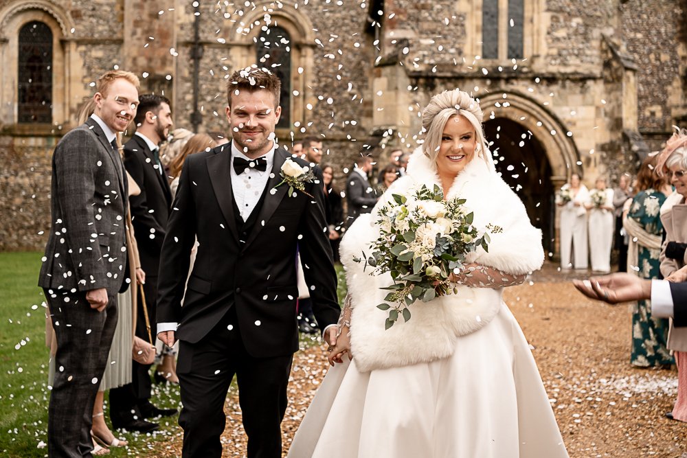 Hospital of St Cross winter wedding - confetti 