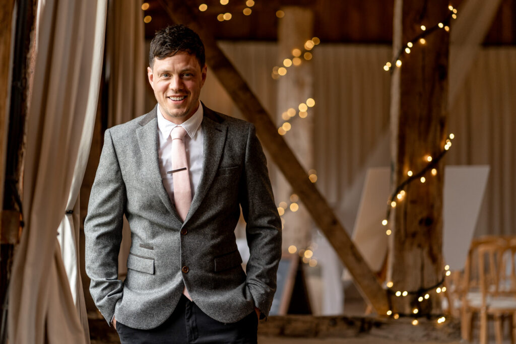 Clock Barn Spring Wedding photos by Hampshire wedding photographer Martin Bell Photography