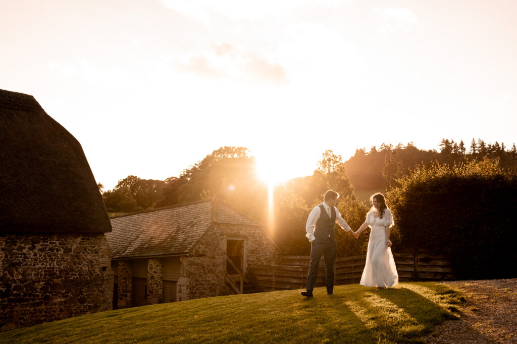 Golden hour couple portraits in the Devon countryside
